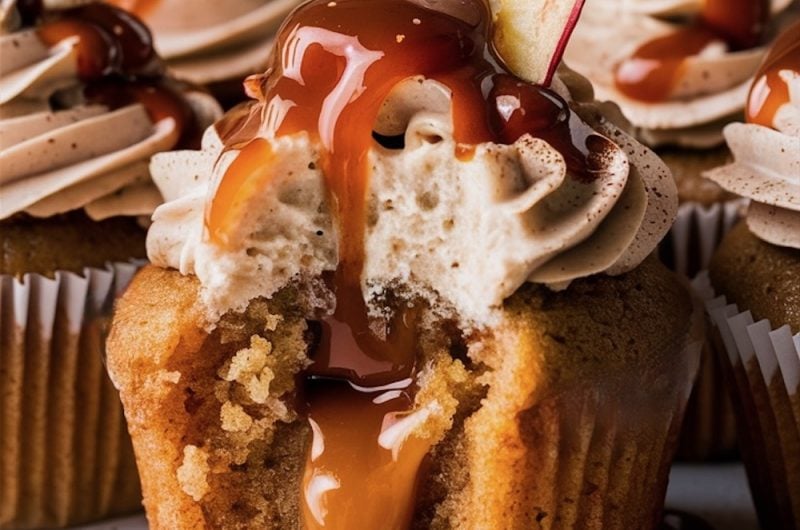 SALTED CARAMEL APPLE CUPCAKES