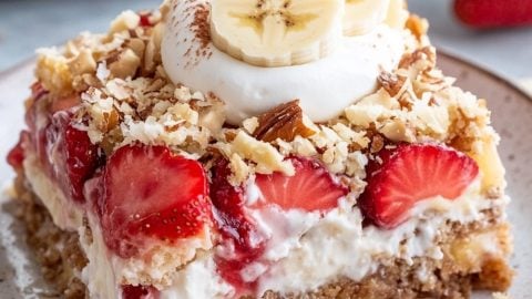 三方銀　Dame Darcy's Meat Cake Compilation Banana Split Dump Cake Recipe - Emma's Cake Studio